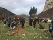 Δενδροφύτευση στον Άβαντα Αλεξανδρούπολης Οι μαθητές και κάποιοι γονείς επί τω έργω